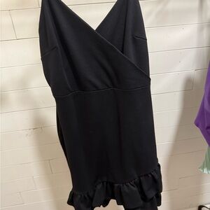 Elegant Black Ruffle Hem lulu dress